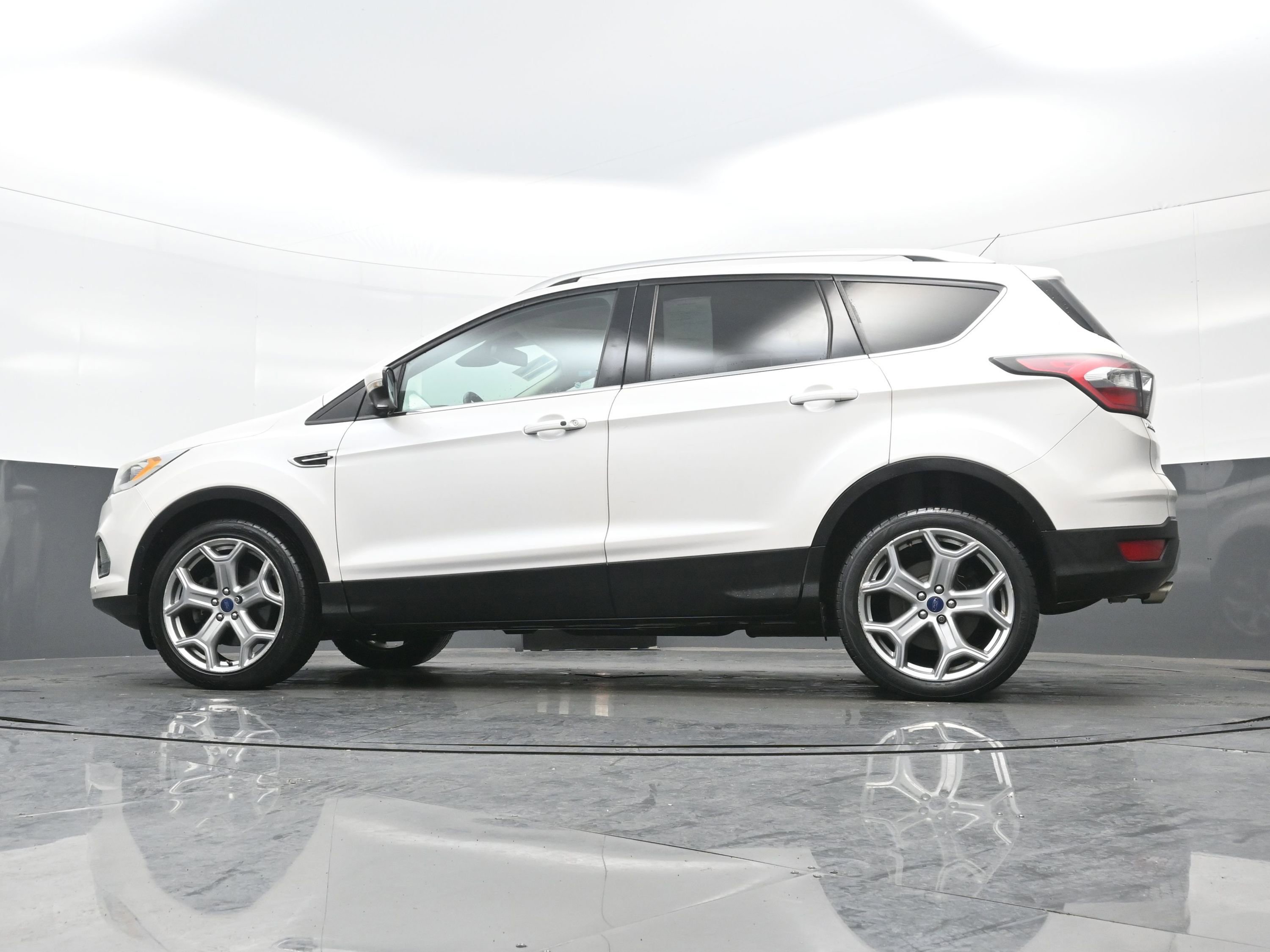 Used 2017 Ford Escape Titanium w/ Equipment Group 301A image 26