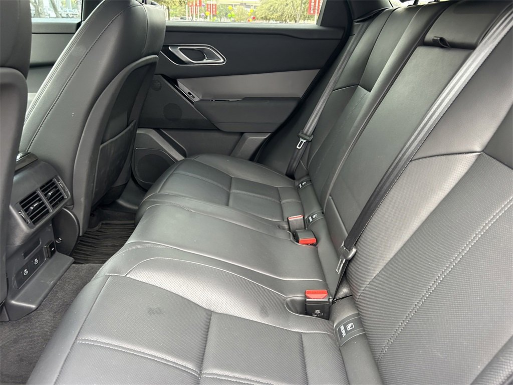 Used 2025 Land Rover Range Rover Velar Dynamic SE image 17
