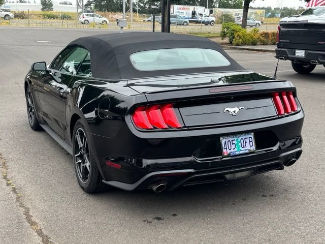 Used 2022 Ford Mustang Premium RWD image 5
