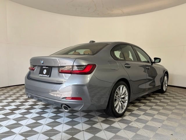 Used 2023 BMW 330i xDrive Sedan w/ Premium Package AWD/4WD image 7