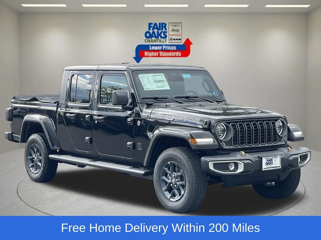 New 2026 Jeep Gladiator Sport AWD/4WD image 1