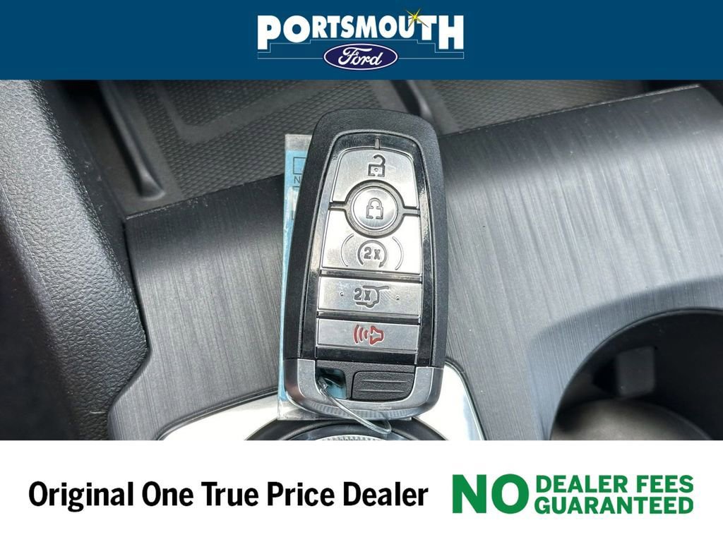 New 2024 Ford Escape SE w/ PHEV Premium Package image 18