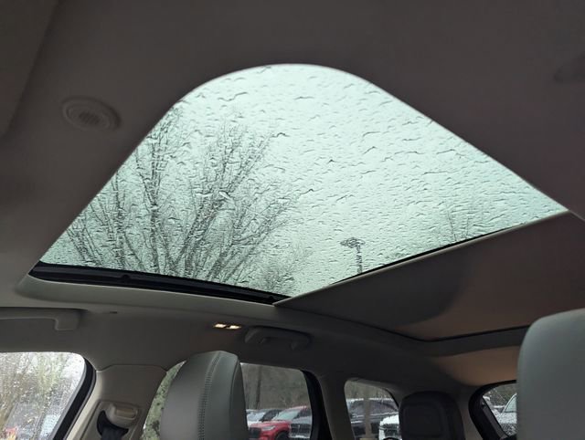 New 2026 Lincoln Corsair Grand Touring image 18