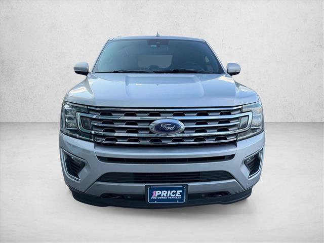 Used 2019 Ford Expedition Limited w/ Equipment Group 302A AWD/4WD image 2