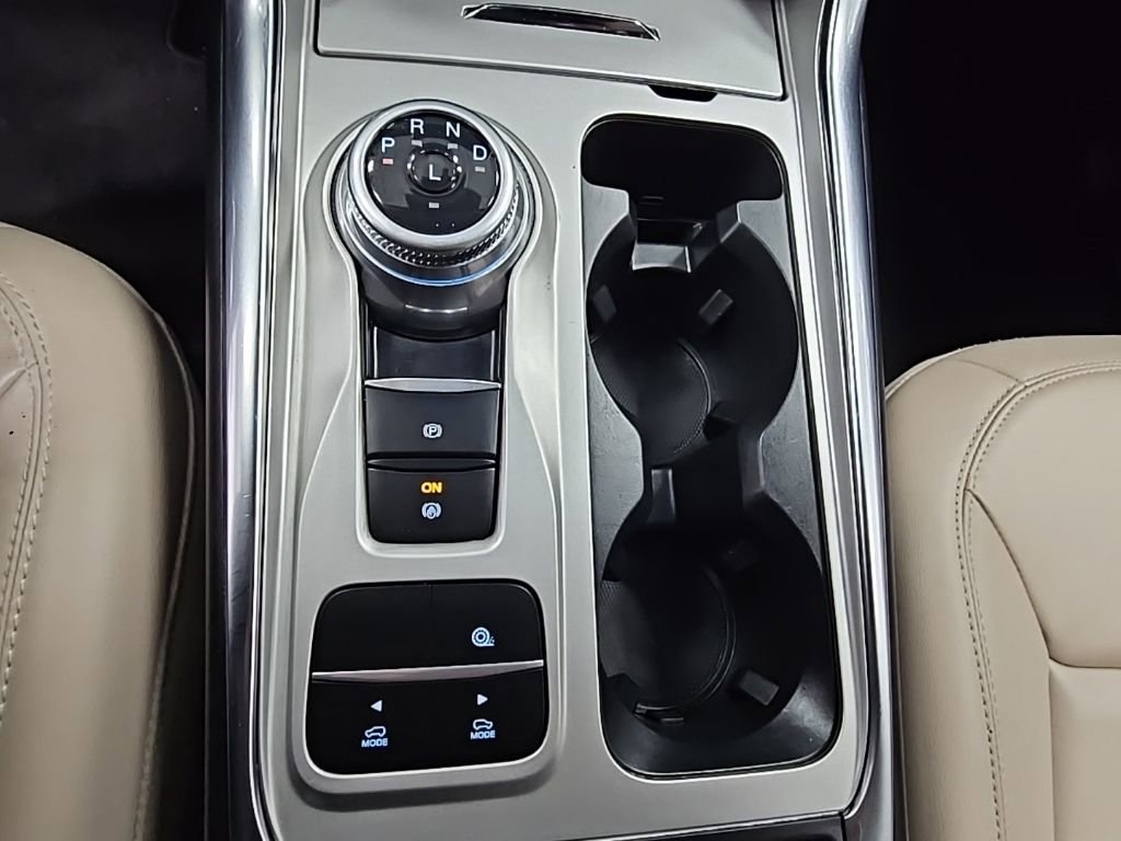 Used 2022 Ford Explorer XLT w/ Equipment Group 202A image 21