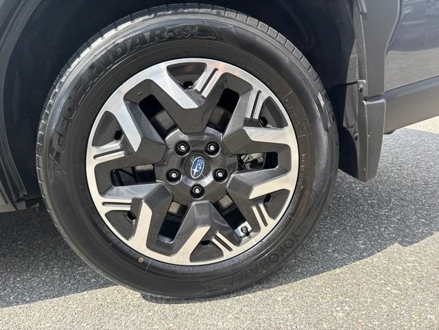 Certified 2025 Subaru Forester Premium AWD/4WD image 20