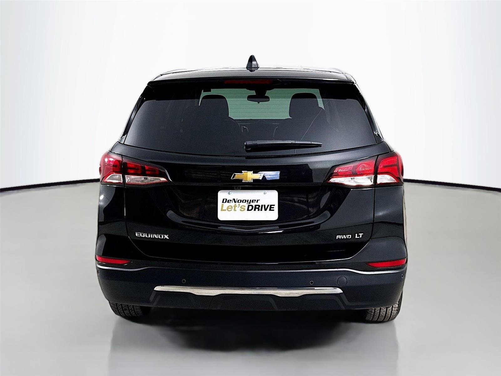Used 2023 Chevrolet Equinox LT AWD/4WD image 8