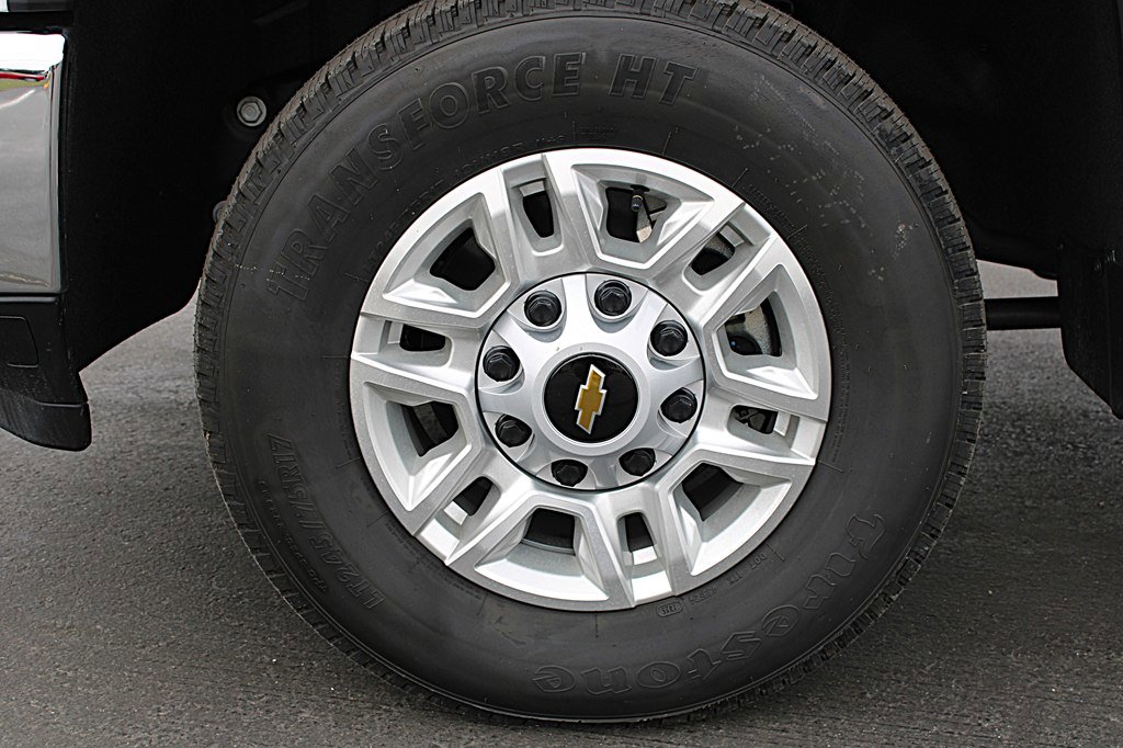 Used 2025 Chevrolet Silverado 2500 W/T w/ WT/CX Safety Package image 28