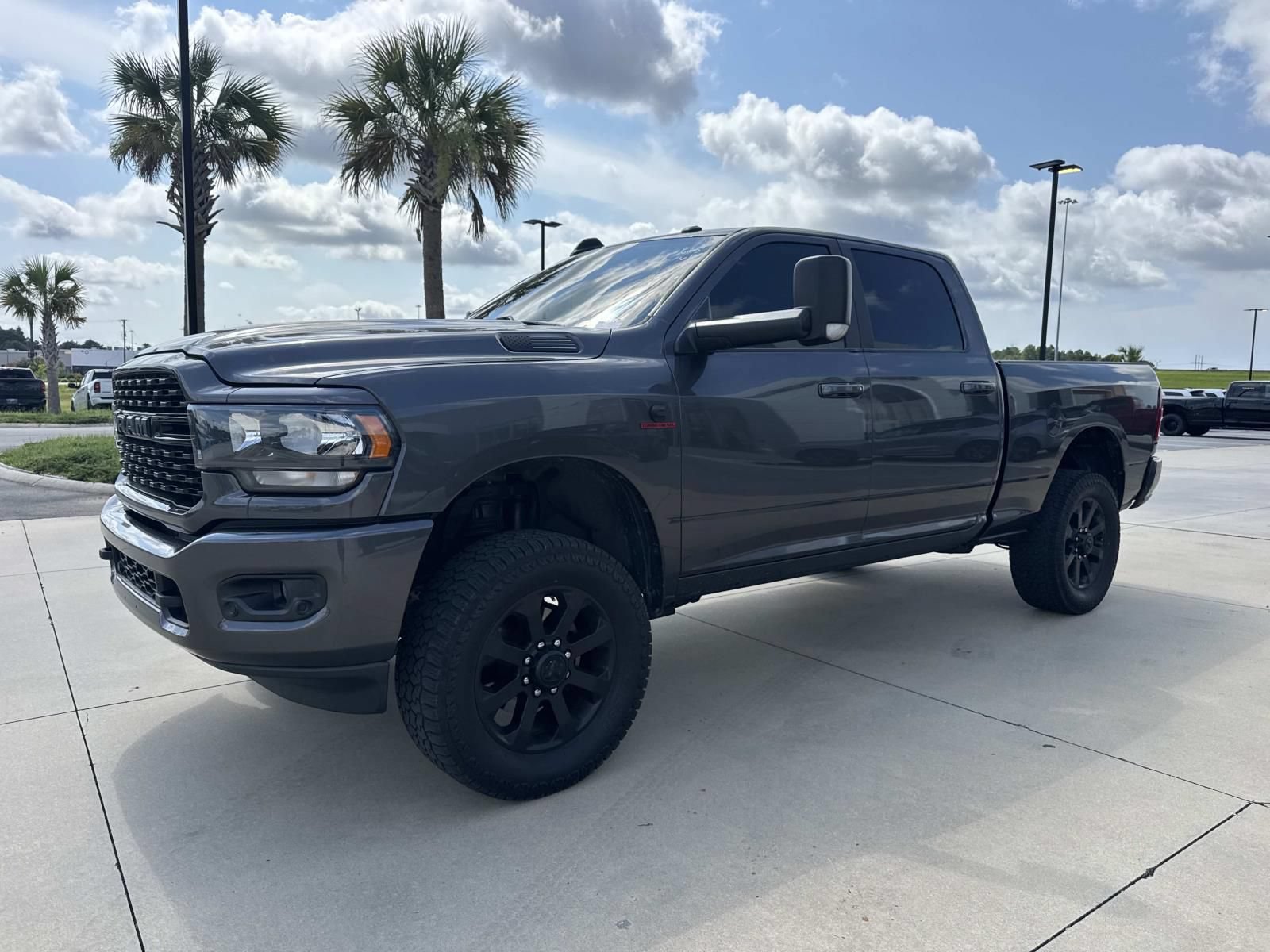 Used 2022 RAM 2500 Big Horn w/ Night Edition AWD/4WD image 3