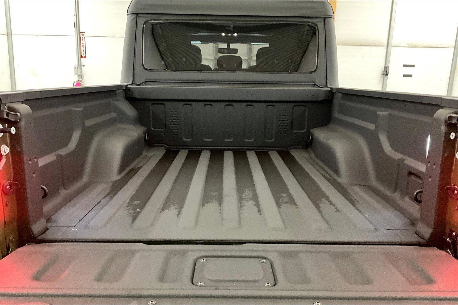 Used 2021 Jeep Gladiator Rubicon image 32