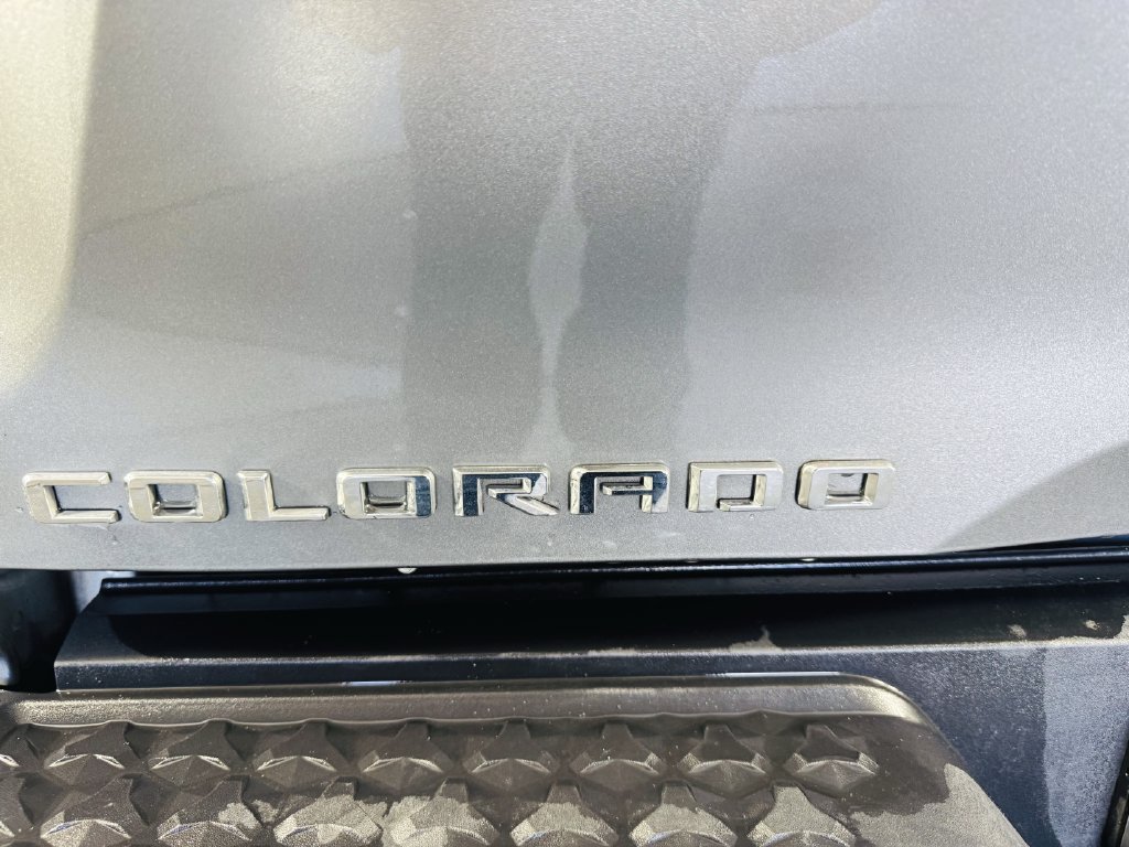 Used 2024 Chevrolet Colorado LT RWD image 24