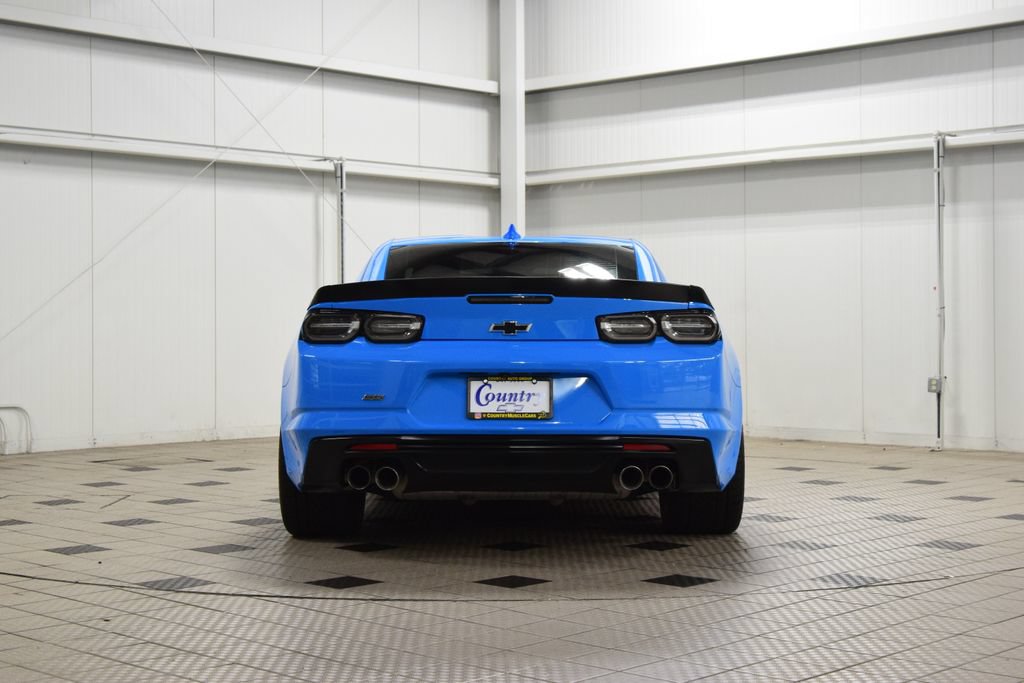Used 2023 Chevrolet Camaro SS RWD image 7