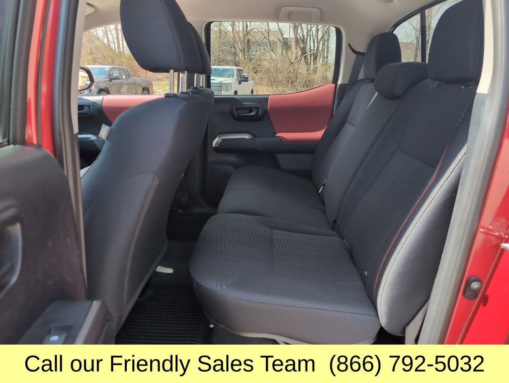 Used 2018 Toyota Tacoma SR5 image 24