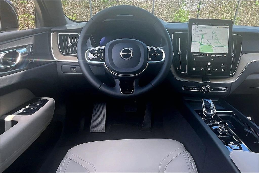 New 2026 Volvo XC60 B5 Plus w/ Protection Package Premier AWD/4WD image 23
