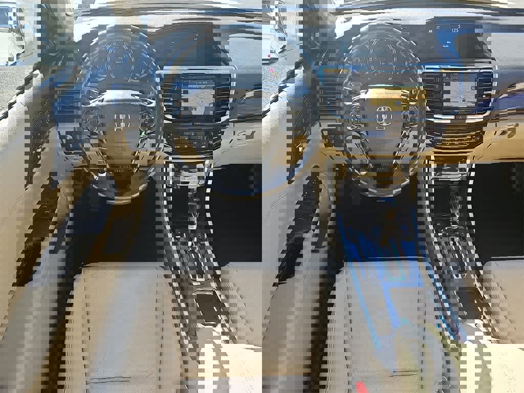 Used 2016 Honda Accord EX-L image 9