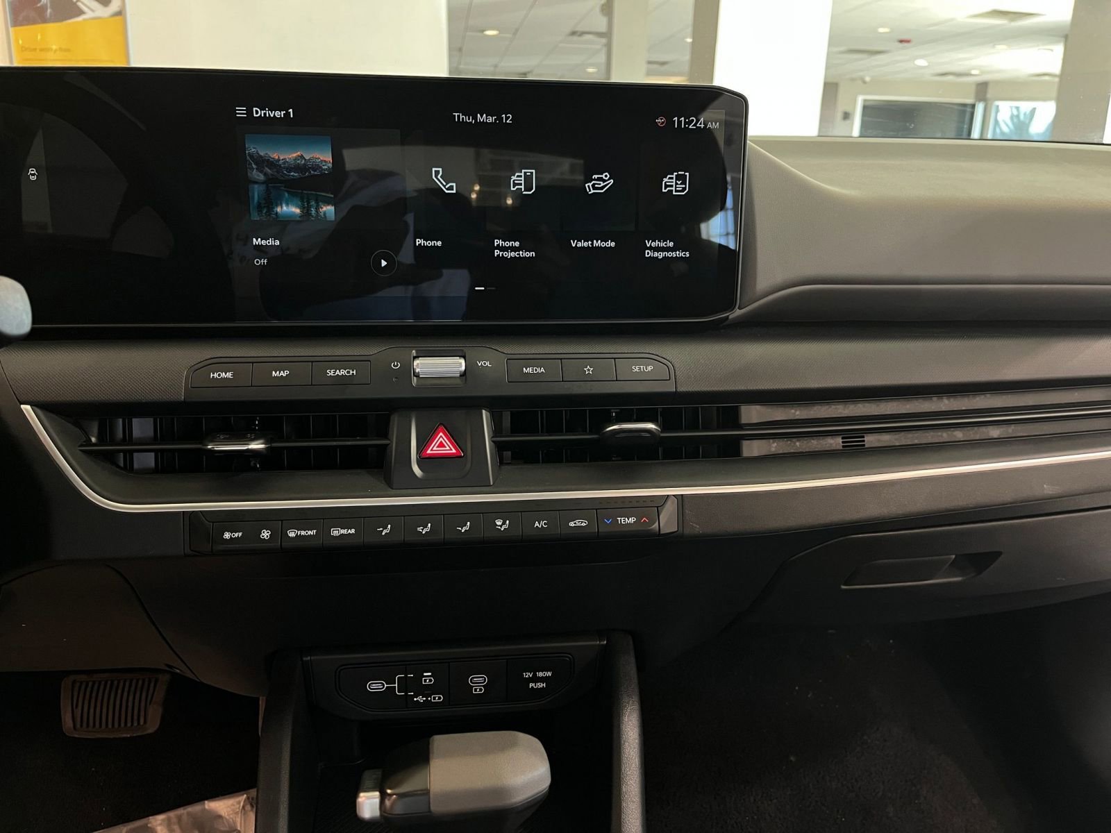 Used 2025 Kia K4 LXS image 17