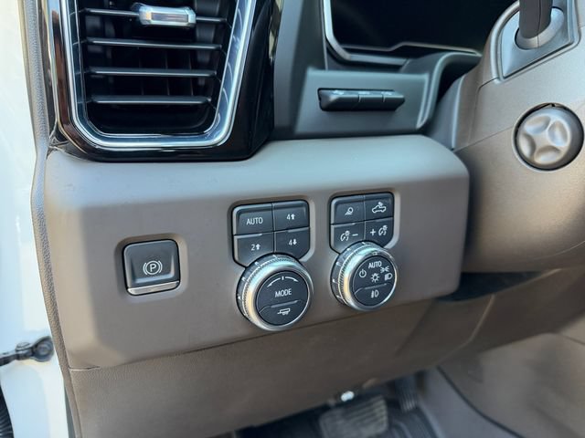Used 2023 GMC Sierra 1500 Denali w/ Denali Reserve Package AWD/4WD image 19