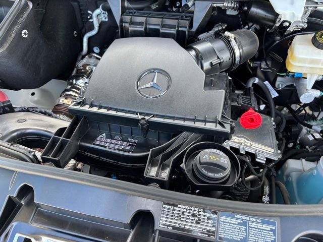 Used 2025 Mercedes-Benz Sprinter 3500 image 35