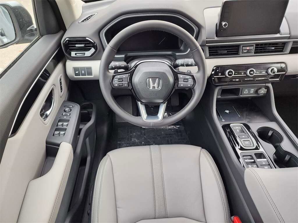 Certified 2024 Honda Pilot EX-L image 24