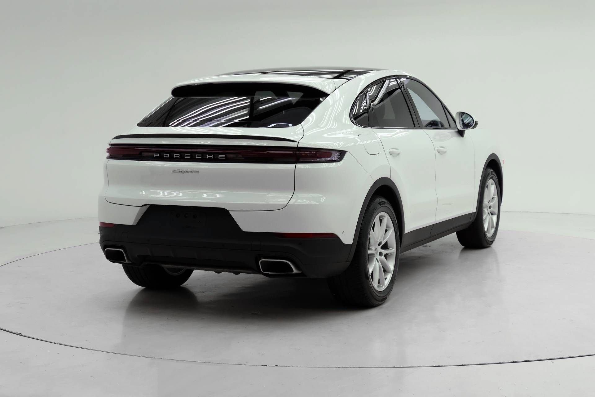 Used 2026 Porsche Cayenne Coupe AWD/4WD image 6