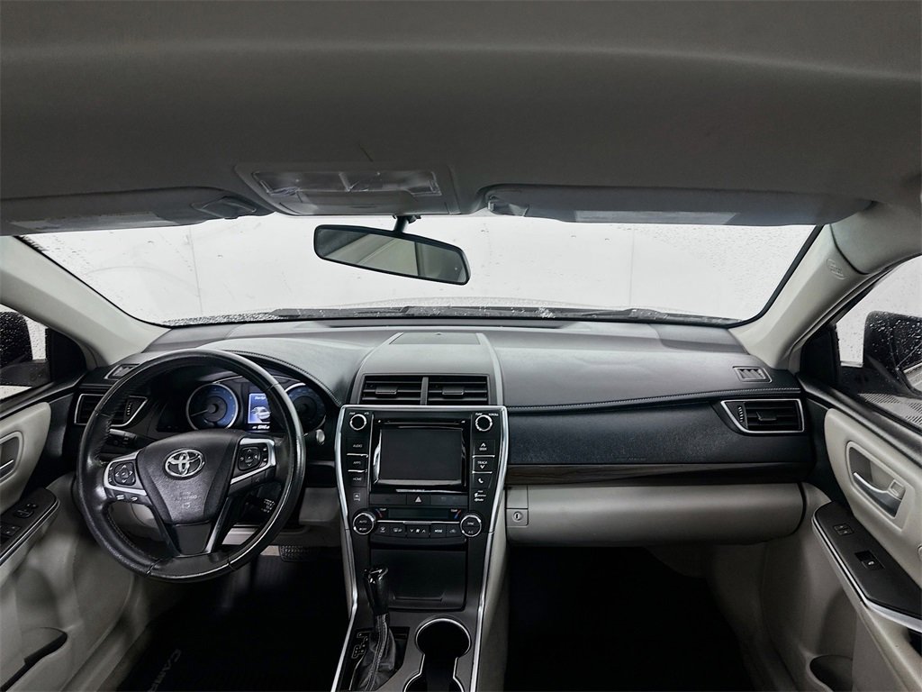Used 2017 Toyota Camry XLE image 22
