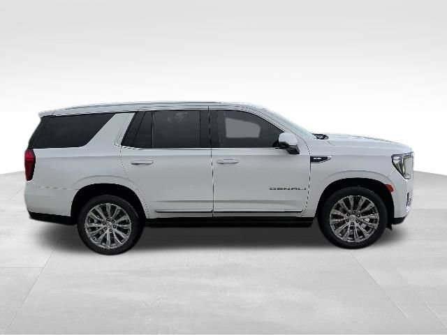Used 2023 GMC Yukon Denali AWD/4WD image 2