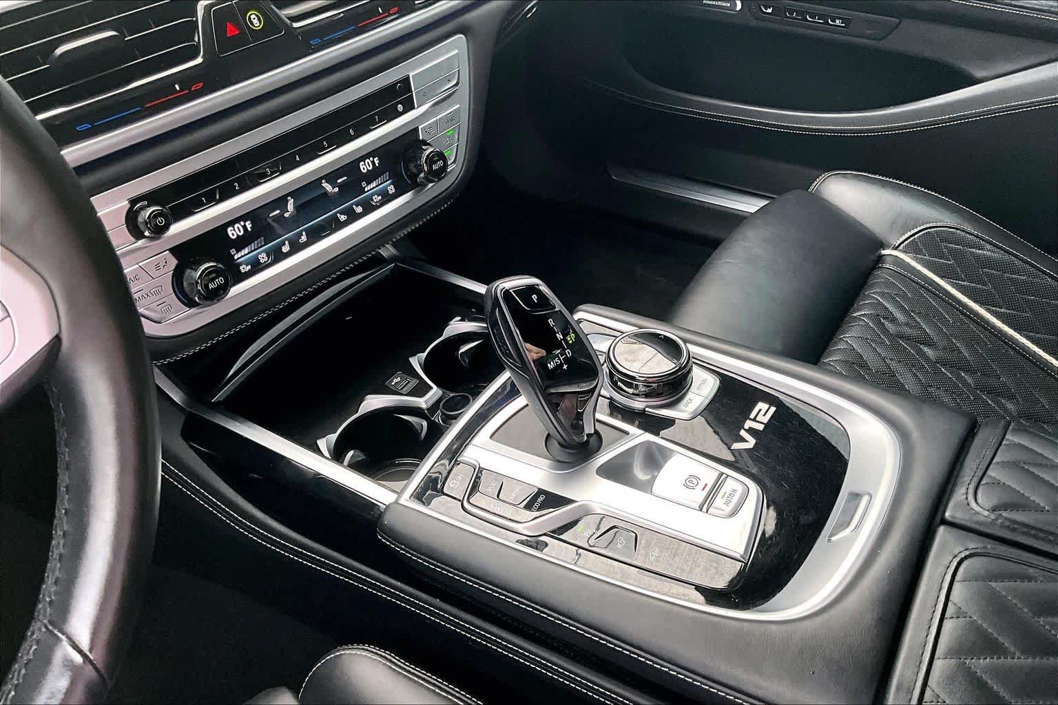 Used 2021 BMW M760i xDrive w/ Luxury Rear Seating Package AWD/4WD image 16