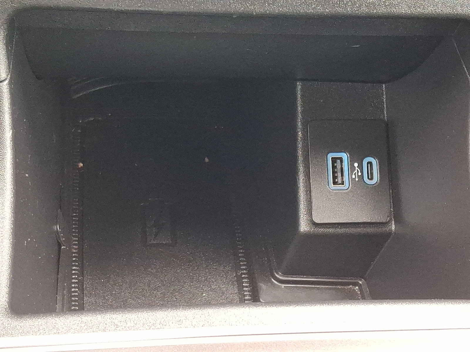 Used 2024 Ford Edge SEL w/ Convenience Package image 26