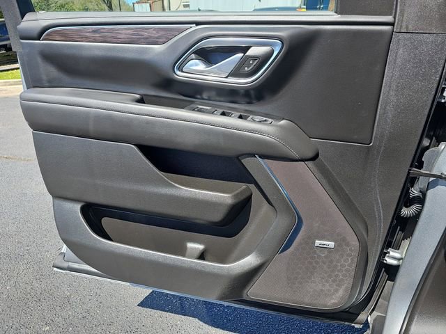 Used 2024 Chevrolet Tahoe LT w/ LT Signature Package RWD image 34