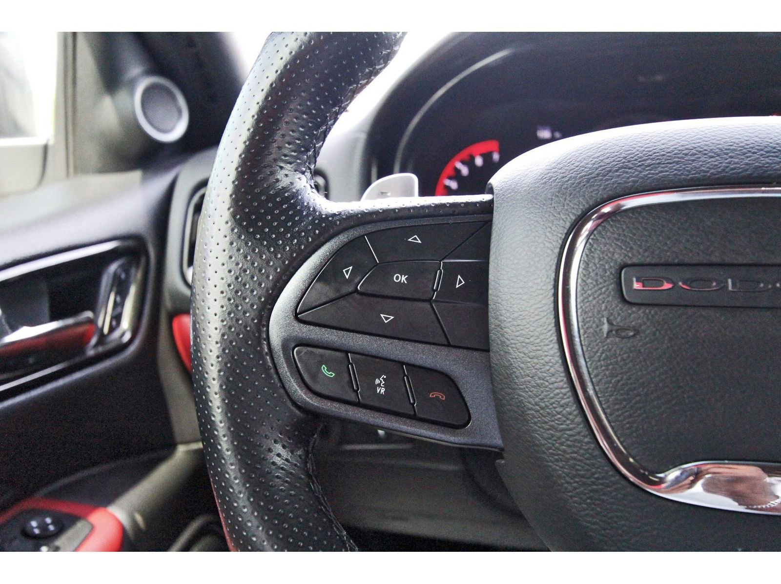 Used 2021 Dodge Durango R/T w/ Technology Group AWD/4WD image 23