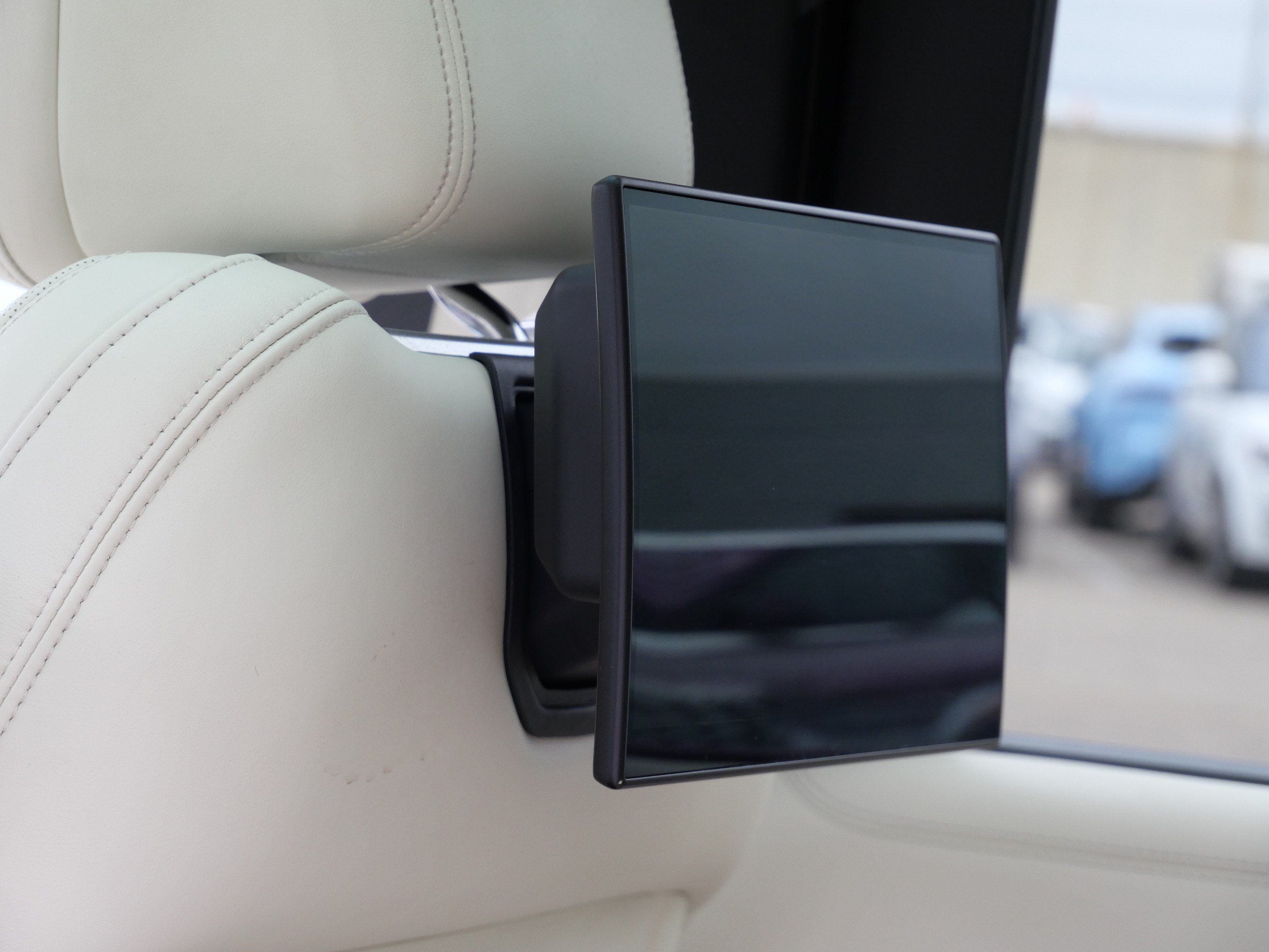 Used 2023 Land Rover Range Rover Long Wheelbase Autobiography AWD/4WD image 18