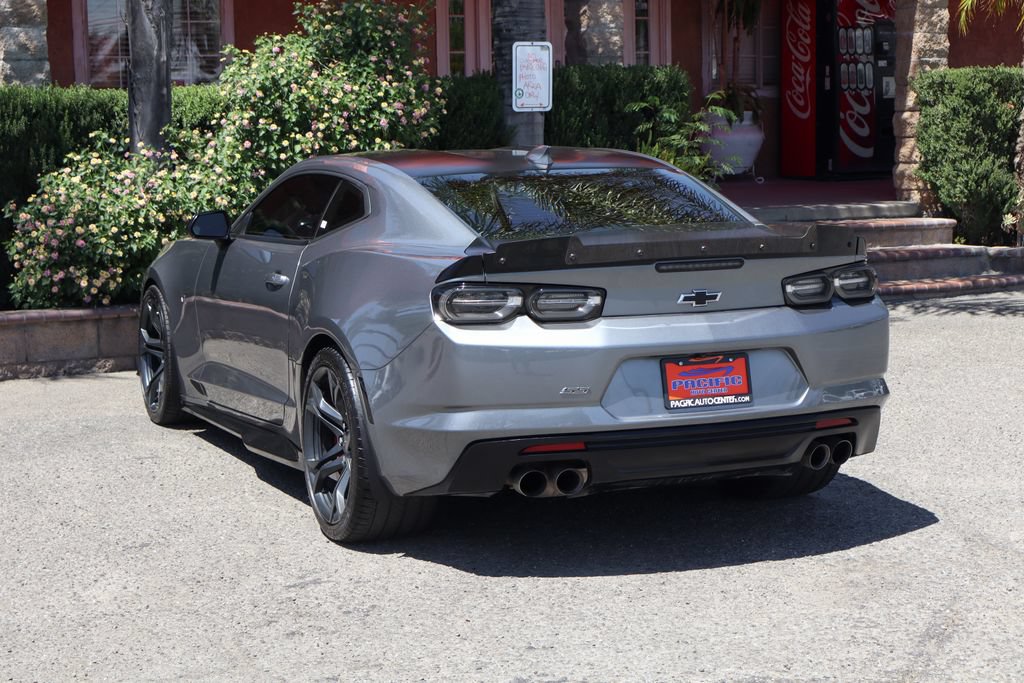 Used 2021 Chevrolet Camaro SS RWD image 6