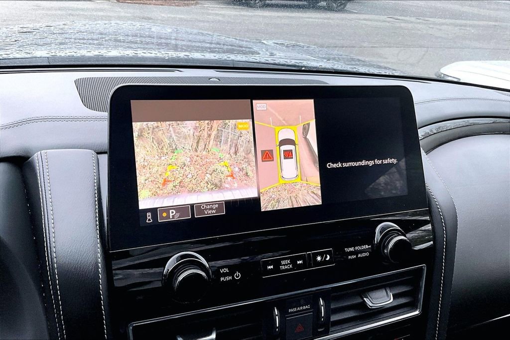 Used 2024 INFINITI QX80 Luxe image 13