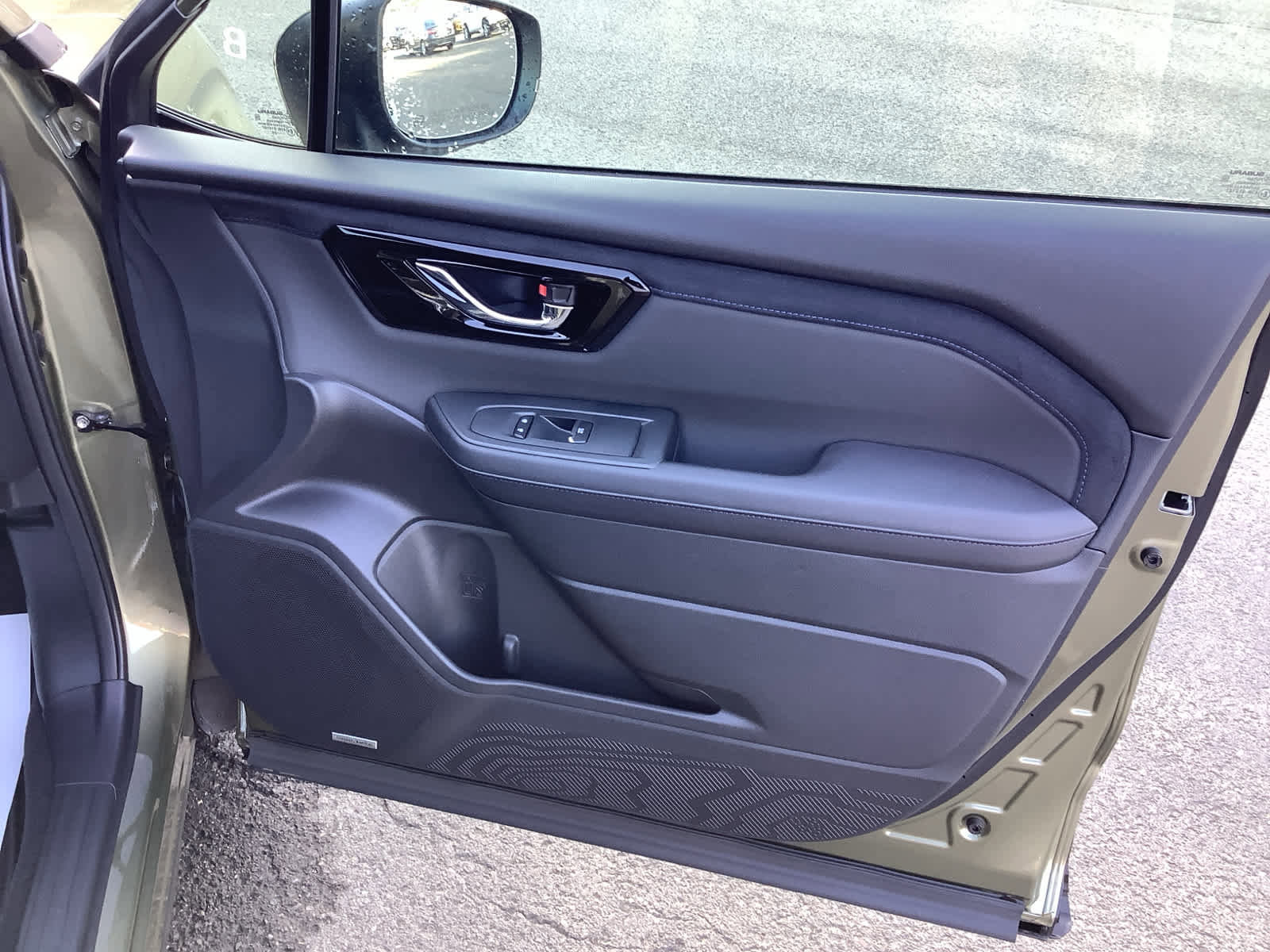 New 2025 Subaru Forester Limited image 27