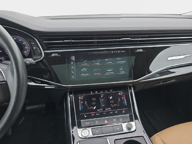 Used 2020 Audi Q7 3.0T Premium Plus AWD/4WD image 25