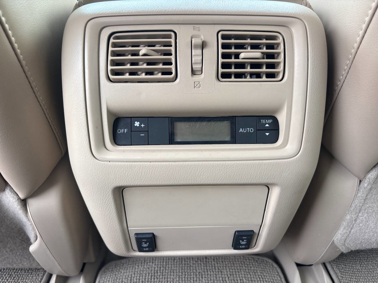 Used 2013 Nissan Pathfinder SL FWD image 24