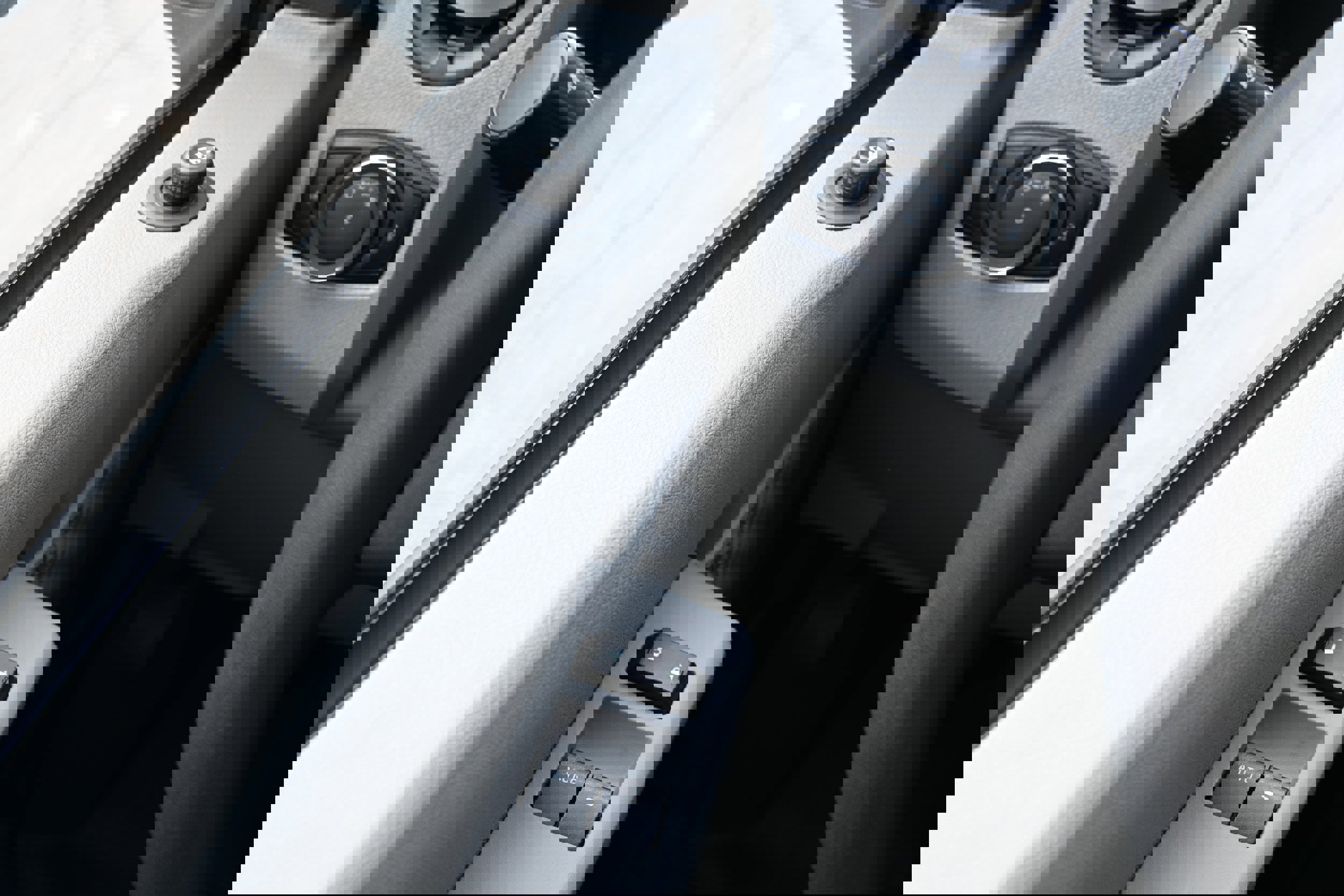 New 2025 Ford E-350 and Econoline 350 Super Duty w/ Power Equipment Group image 24