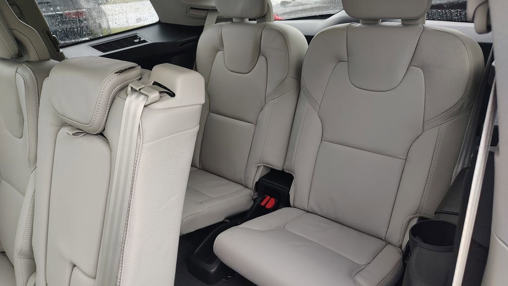 New 2026 Volvo XC90 T8 Ultra w/ Protection Package Premier image 31