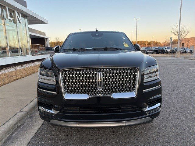 Used 2021 Lincoln Navigator L Black Label w/ Cargo Convenience Package image 10