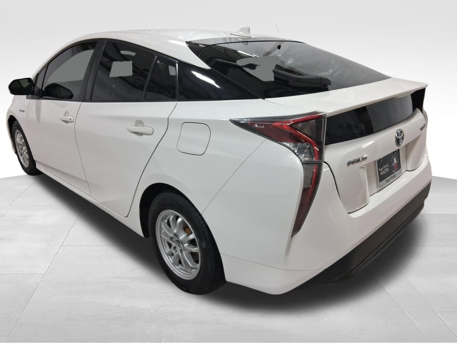Used 2016 Toyota Prius Two FWD image 6