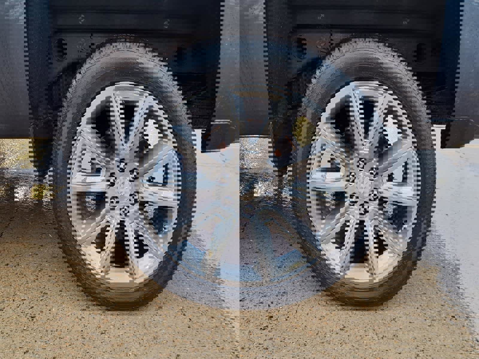 Used 2018 Chevrolet Silverado 1500 LTZ Z71 w/ Centennial Edition image 7