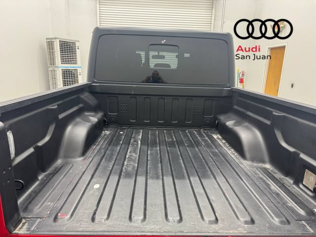 Used 2022 Jeep Gladiator Sport AWD/4WD image 13