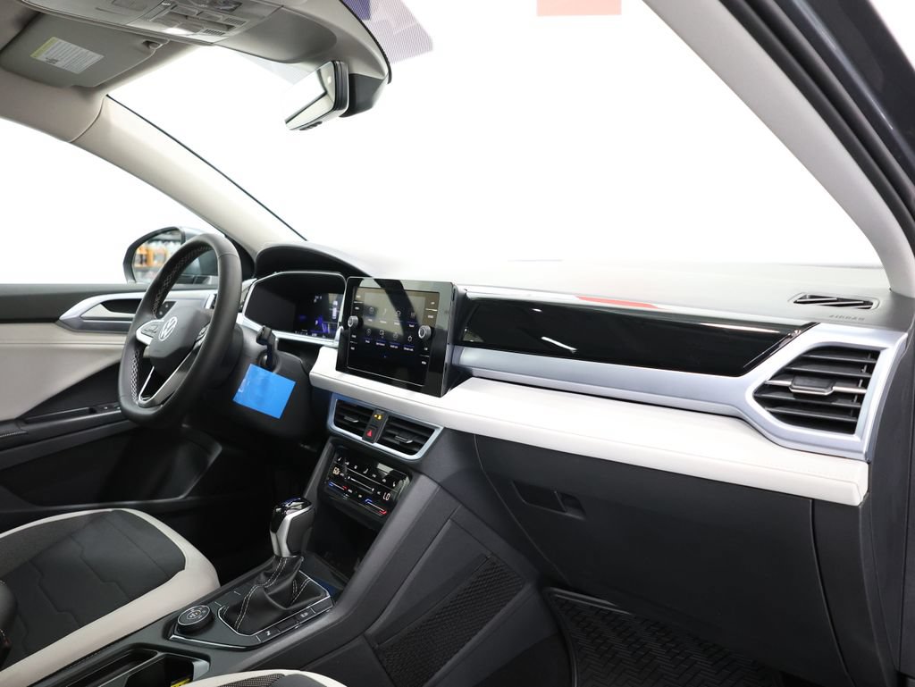 New 2026 Volkswagen Taos SE AWD/4WD image 23