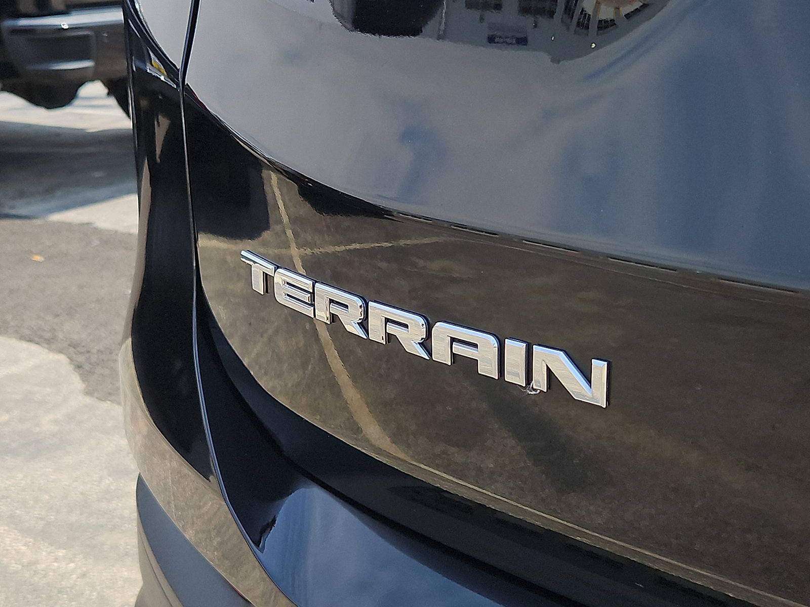 Certified 2018 GMC Terrain SLE w/ Driver Convenience Package FWD image 30