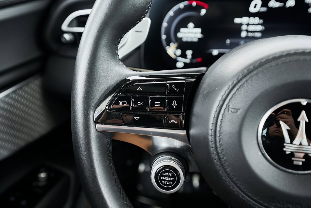 Used 2023 Maserati Grecale GT image 41