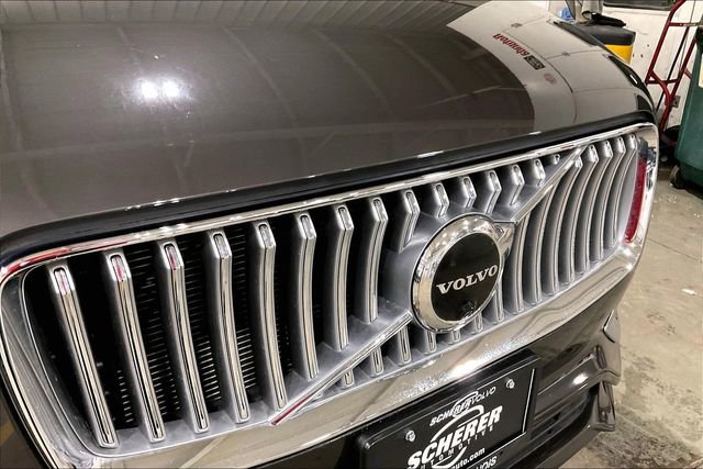 Certified 2023 Volvo XC90 B6 Ultimate w/ Lounge Package image 30