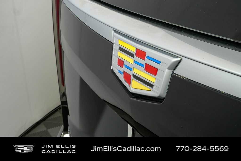 Certified 2024 Cadillac Escalade ESV Premium Luxury AWD/4WD image 40