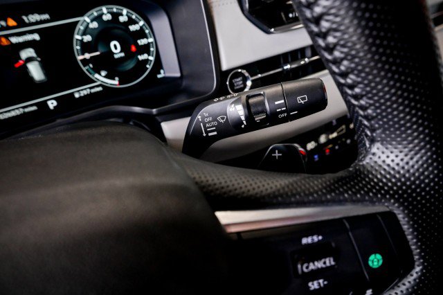 Used 2024 Mitsubishi Outlander SEL Black Edition image 48