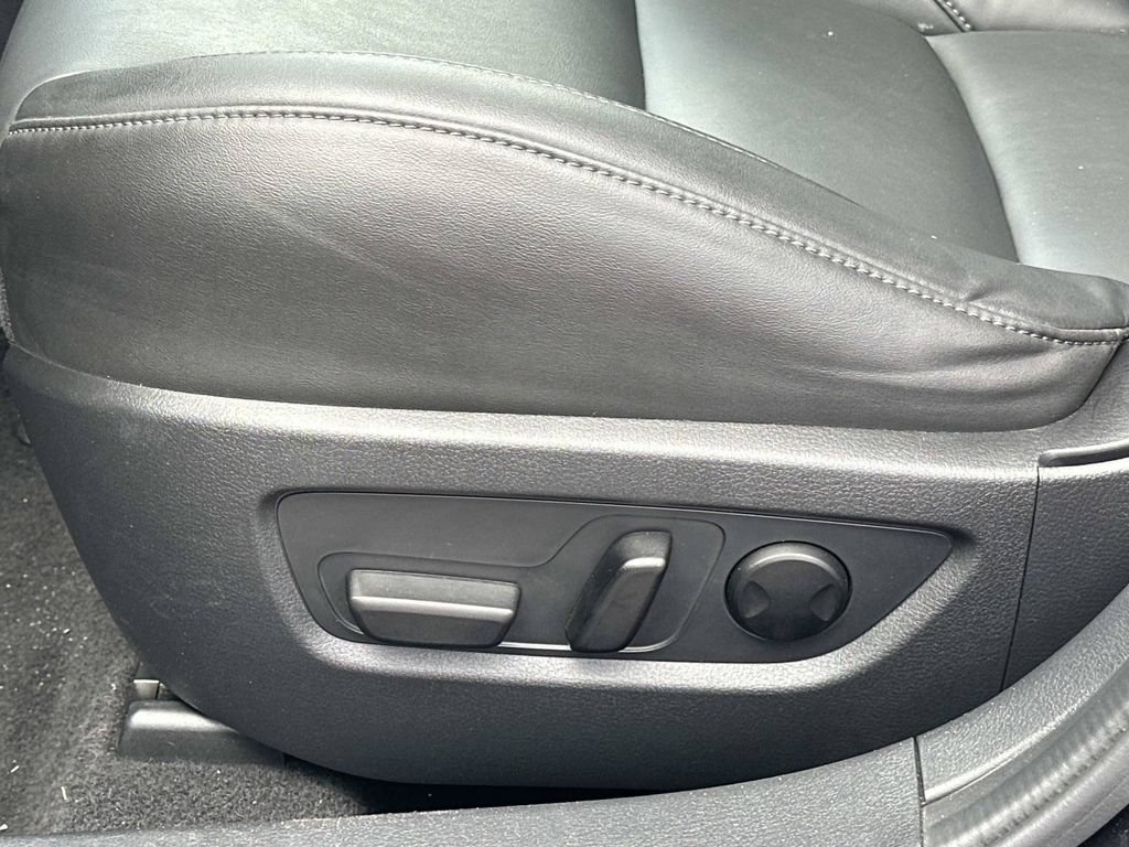 Certified 2023 MAZDA CX-30 AWD 2.5 S w/ Preferred Package image 28
