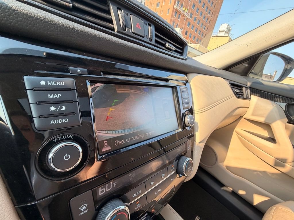 Used 2020 Nissan Rogue SL w/ Premium Package FWD image 24